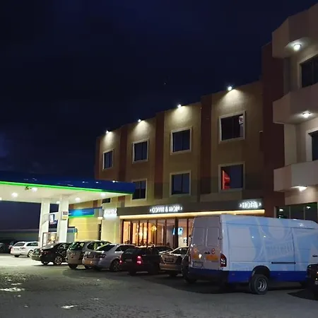 Kresko Hotel Lushnjë