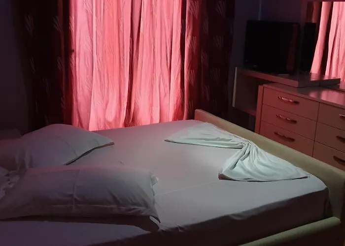 Hotel Kresko Lushnjë