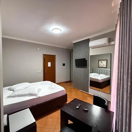 Kresko Otel Lushnjë