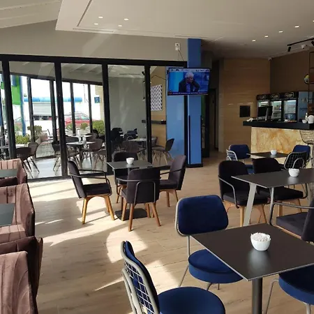 Kresko ホテル Lushnjë