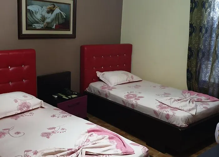 Kresko Hotel Lushnjë